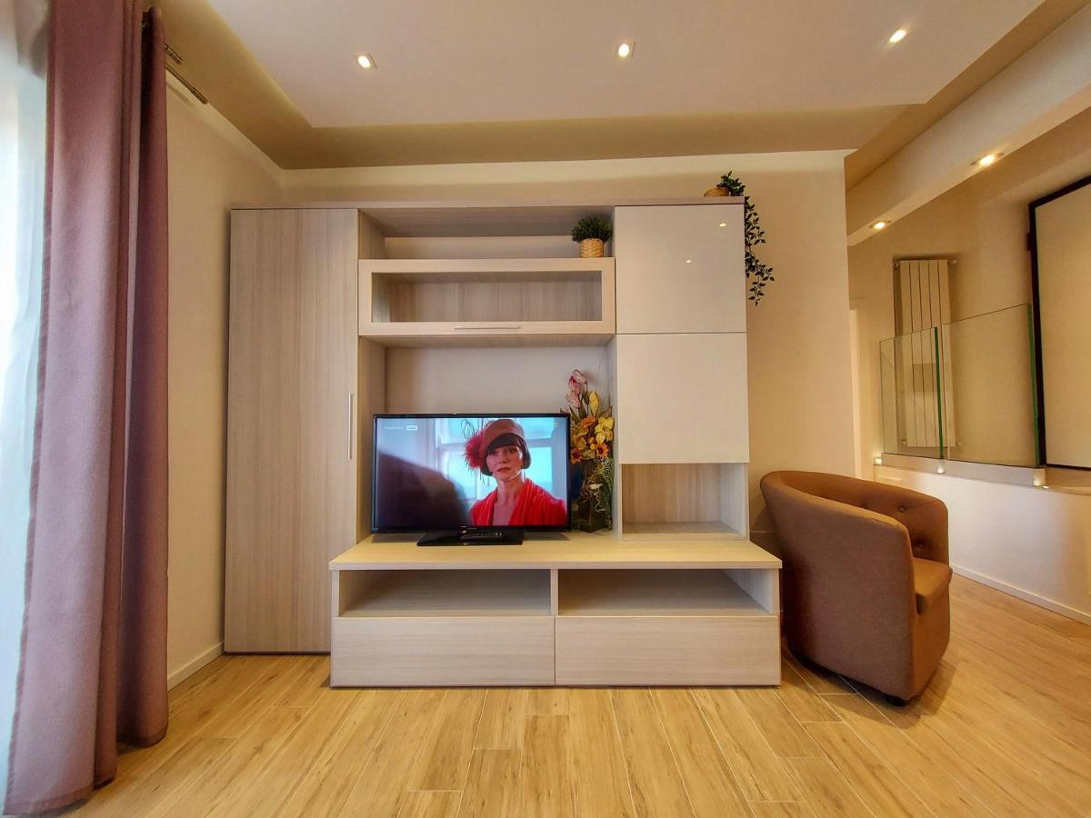 La Ginestra C&B House Apartment Castel Di Sangro Luaran gambar