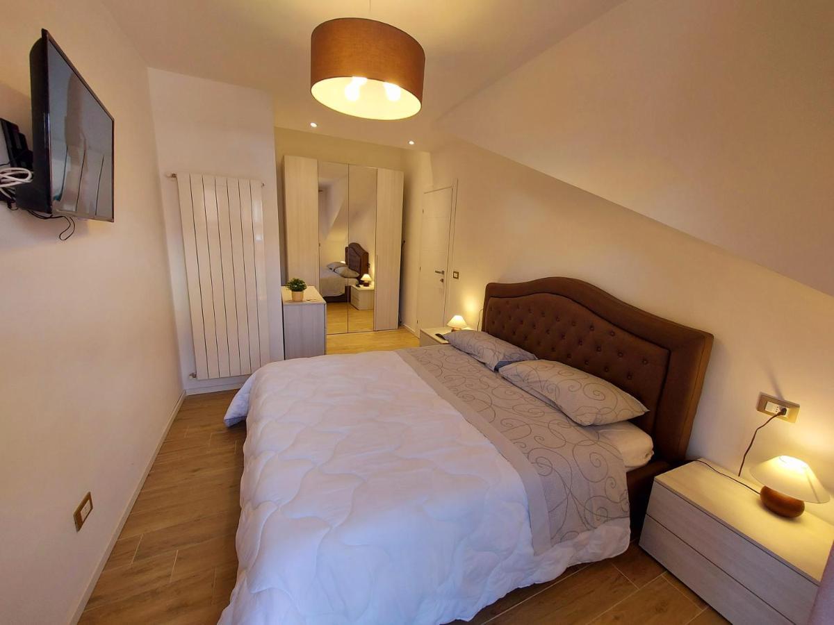 La Ginestra C&B House Apartment Castel Di Sangro Luaran gambar