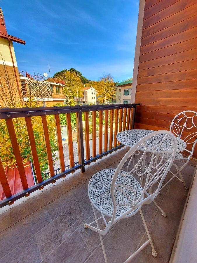 La Ginestra C&B House Apartment Castel Di Sangro Luaran gambar